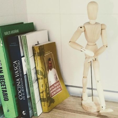 Appartement Fika Flat Casco Viejo Parking 15Euro X Dia à Bilbao Extérieur photo